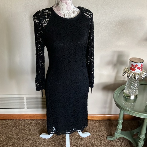 JUICY COUTURE BLACK EYELET PAIGE MIDI DRESS. RET $268. GORGEOUS! NWT. - Picture 1 of 16
